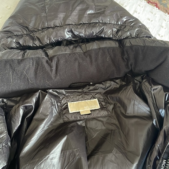 MICHAEL KORS Puffer Coat - Picture 11 of 13